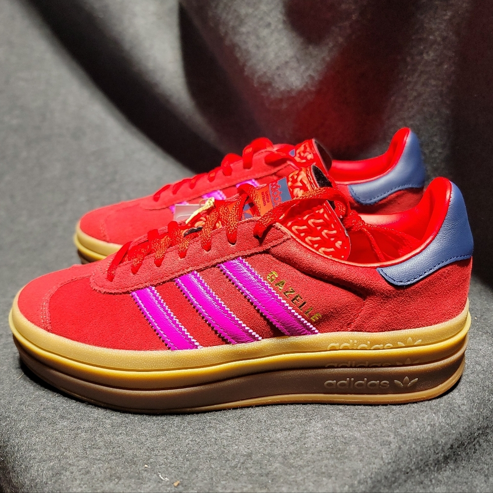 NEW Adidas Originals Gazelle Bold Red/Semi Lucid Fuchsia/Night Indigo colorway